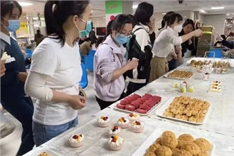 春暖花開季，相約女神節(jié)，華逸府邀您共享美好食光！